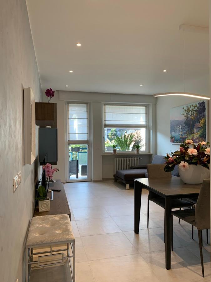 A Casa Di Chiara 2 Appartement Stresa Buitenkant foto