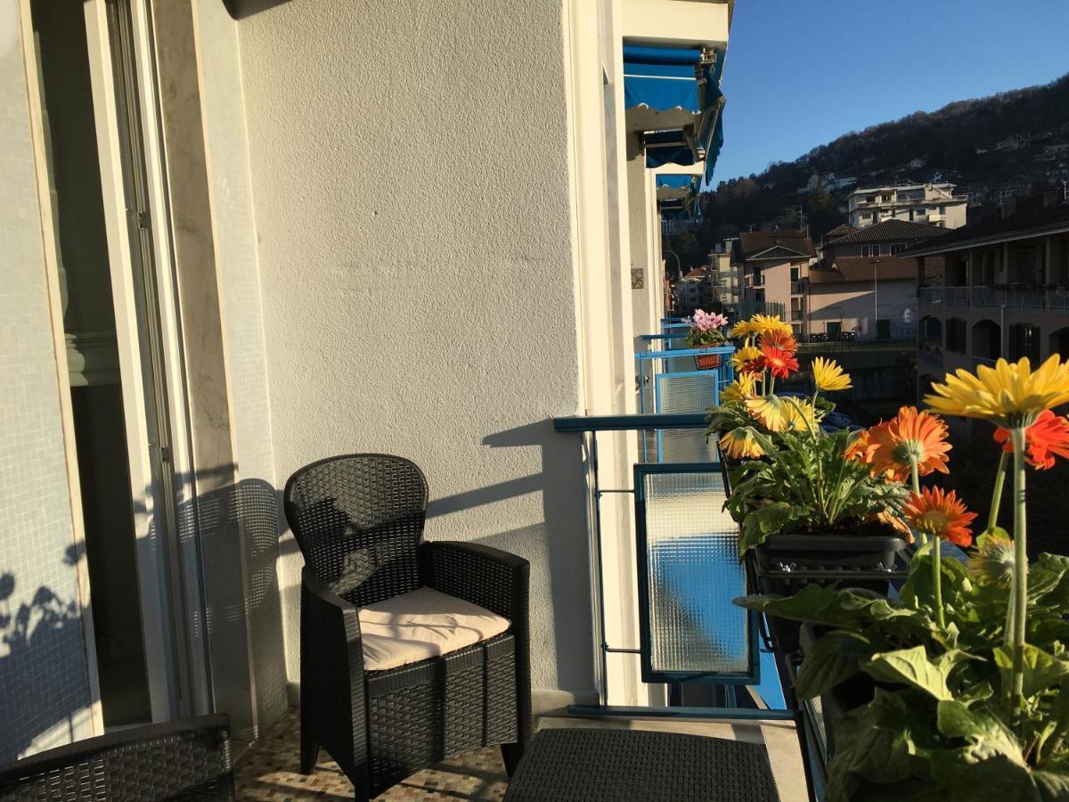 A Casa Di Chiara 2 Appartement Stresa Buitenkant foto